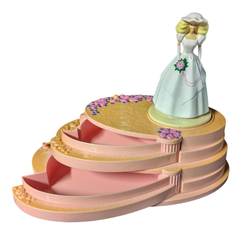 Pink‎ and Gold Jewelry Box with Figurine
